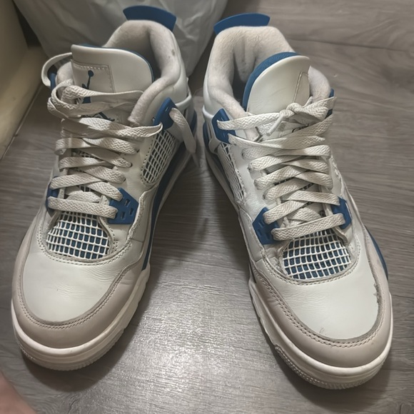 Retro 5 air jordans - Picture 2 of 2